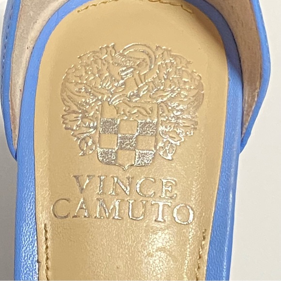VINCE CAMUTO SANDALS - Picture 7 of 11